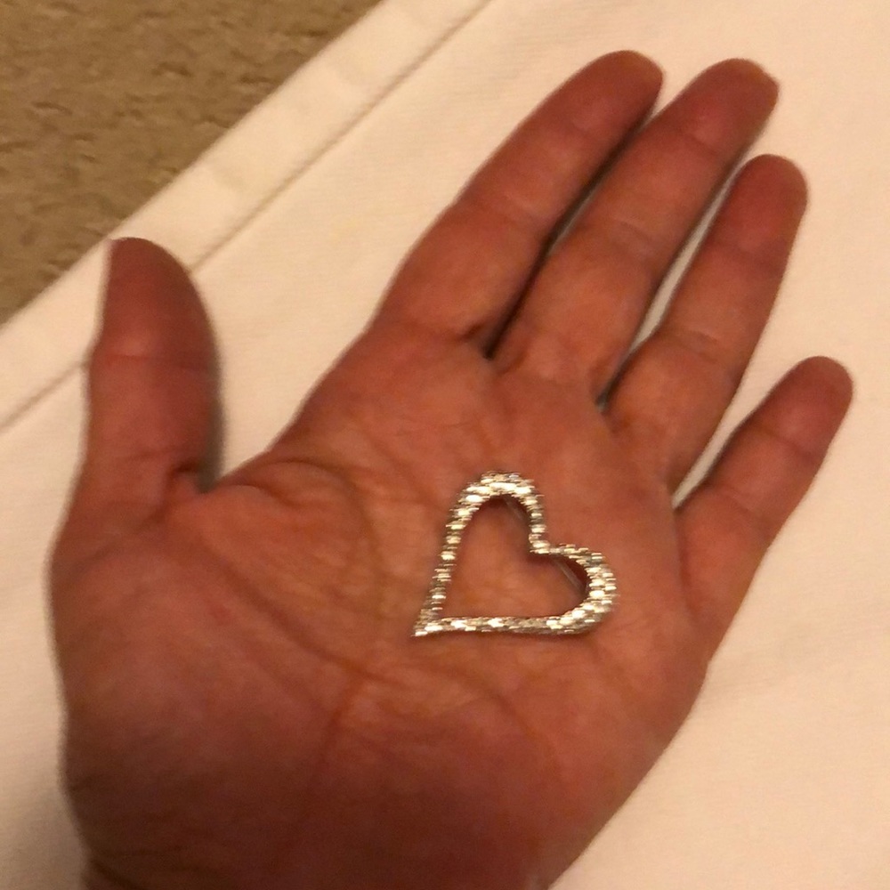 Heart brooch - Picture 4 of 4